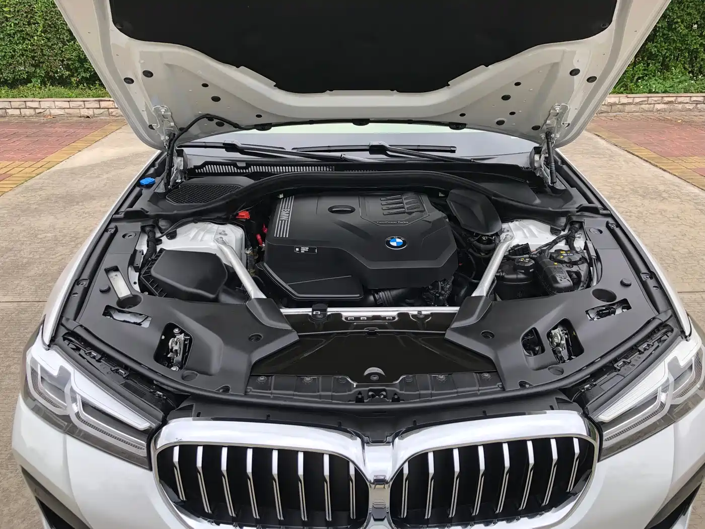 BMW 5 Series 2023 530Li Leading M Sport Package фото 19