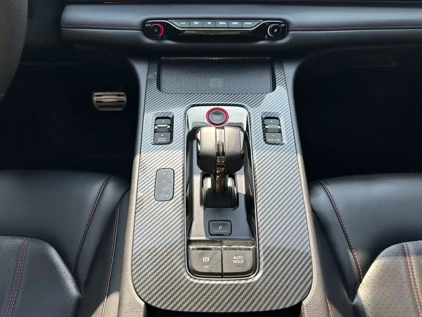 GAC Trumpchi Trumpchi Emkoo 2023 270T DCT J16 Edition фото 23