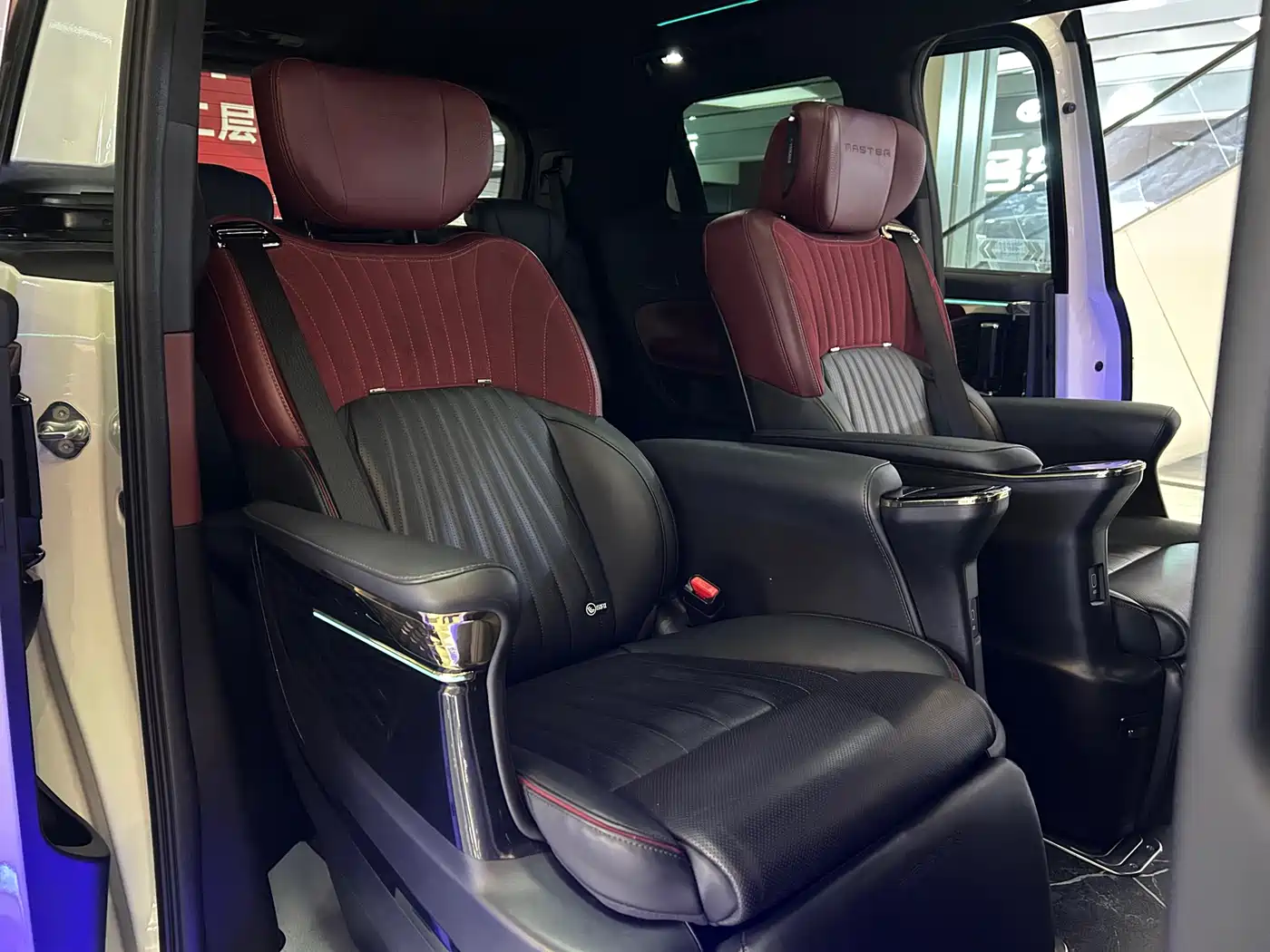 GAC Trumpchi Trumpchi M8 2023 Model Master Series 400T Flagship Edition фото 16