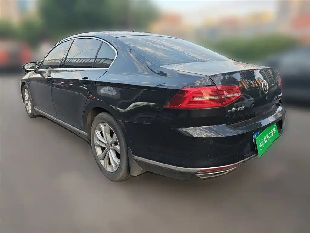 Volkswagen Magotan 2018 330TSI DSG Luxury фото 4