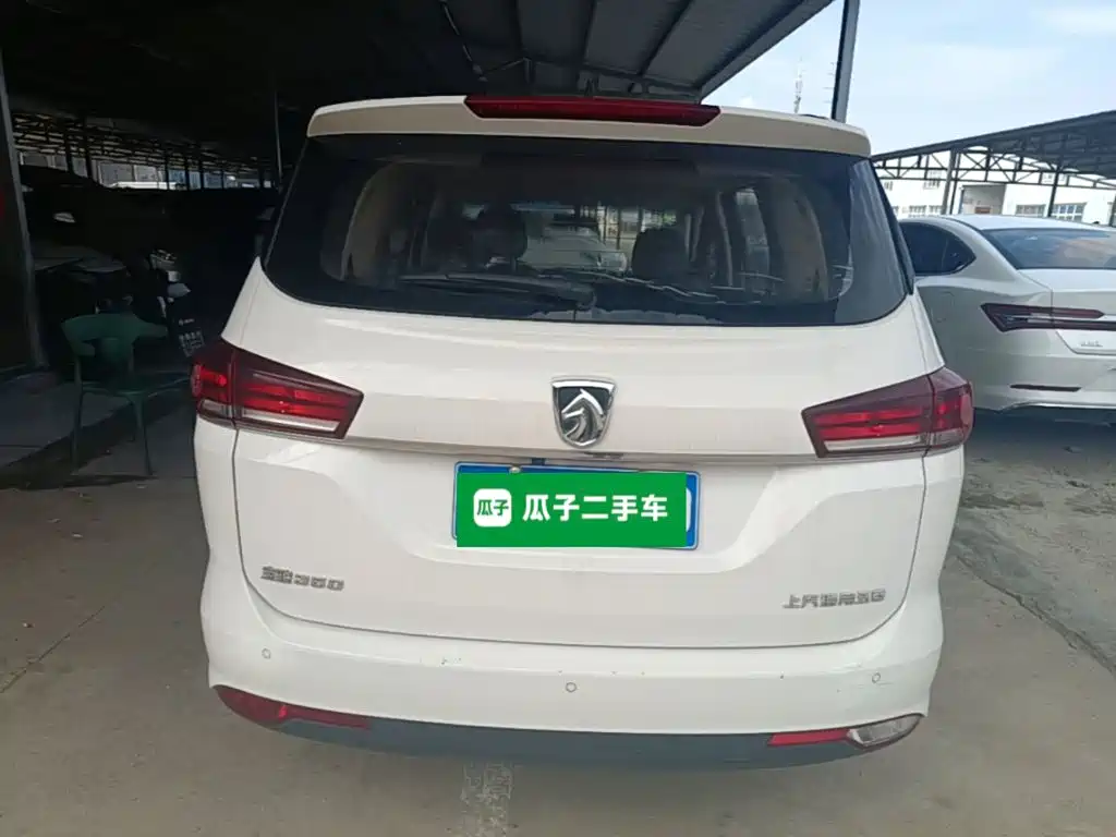 Baojun 360 2018 2018 1.5L Automatic Luxury (China V)