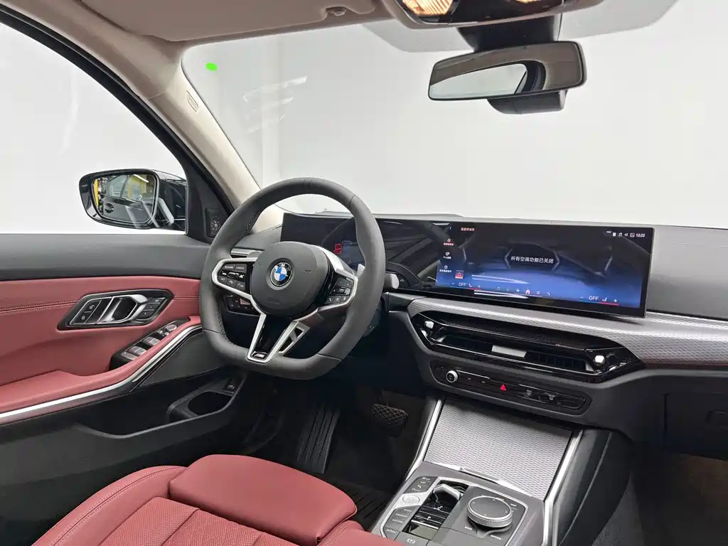 BMW 3 Series 2026 2026 330Li M Sport Shadowline Package