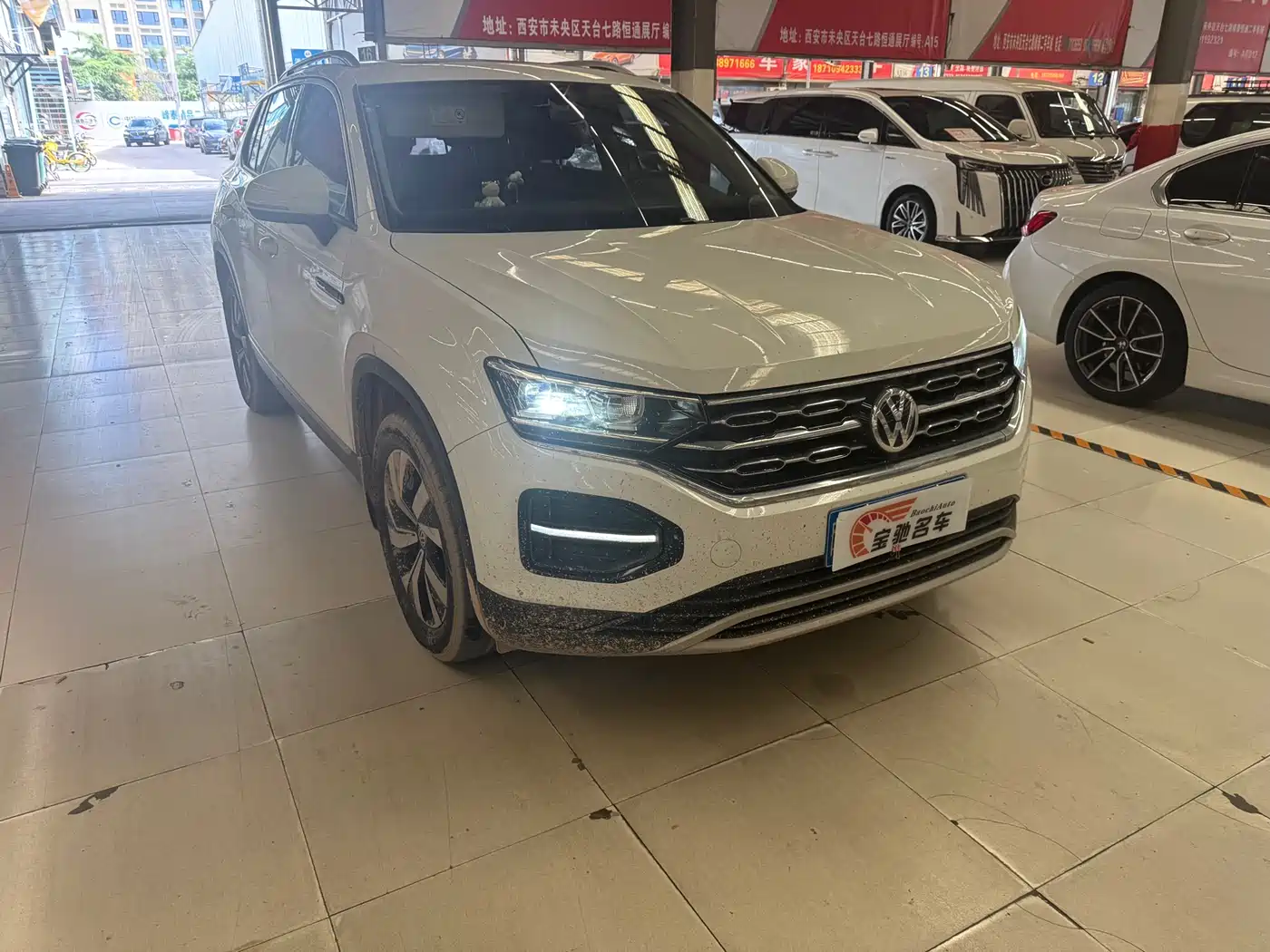 Volkswagen Tayron 2020 330TSI 2WD Luxury Smart Edition фото 3
