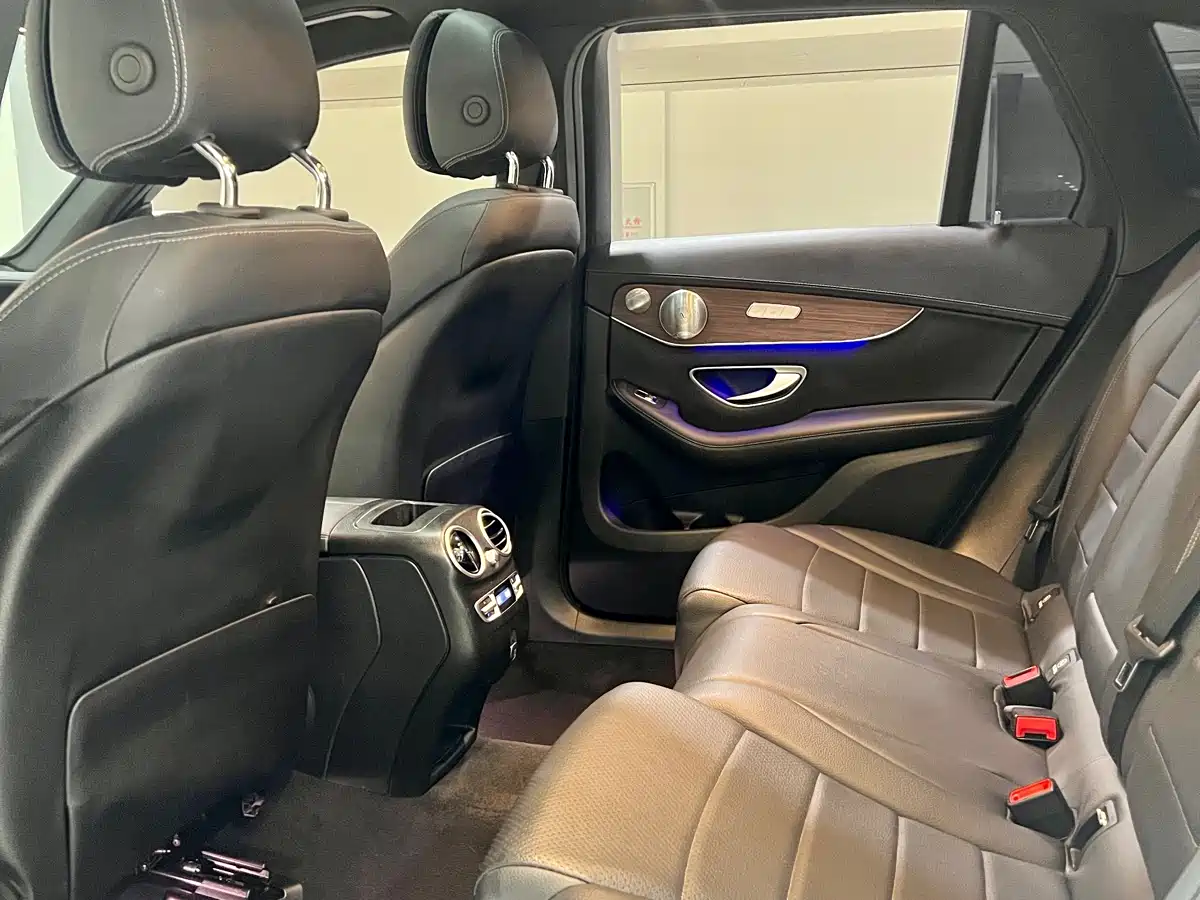 Mercedes-Benz GLC 2021 GLC 300 L 4MATIC Sporty фото 9