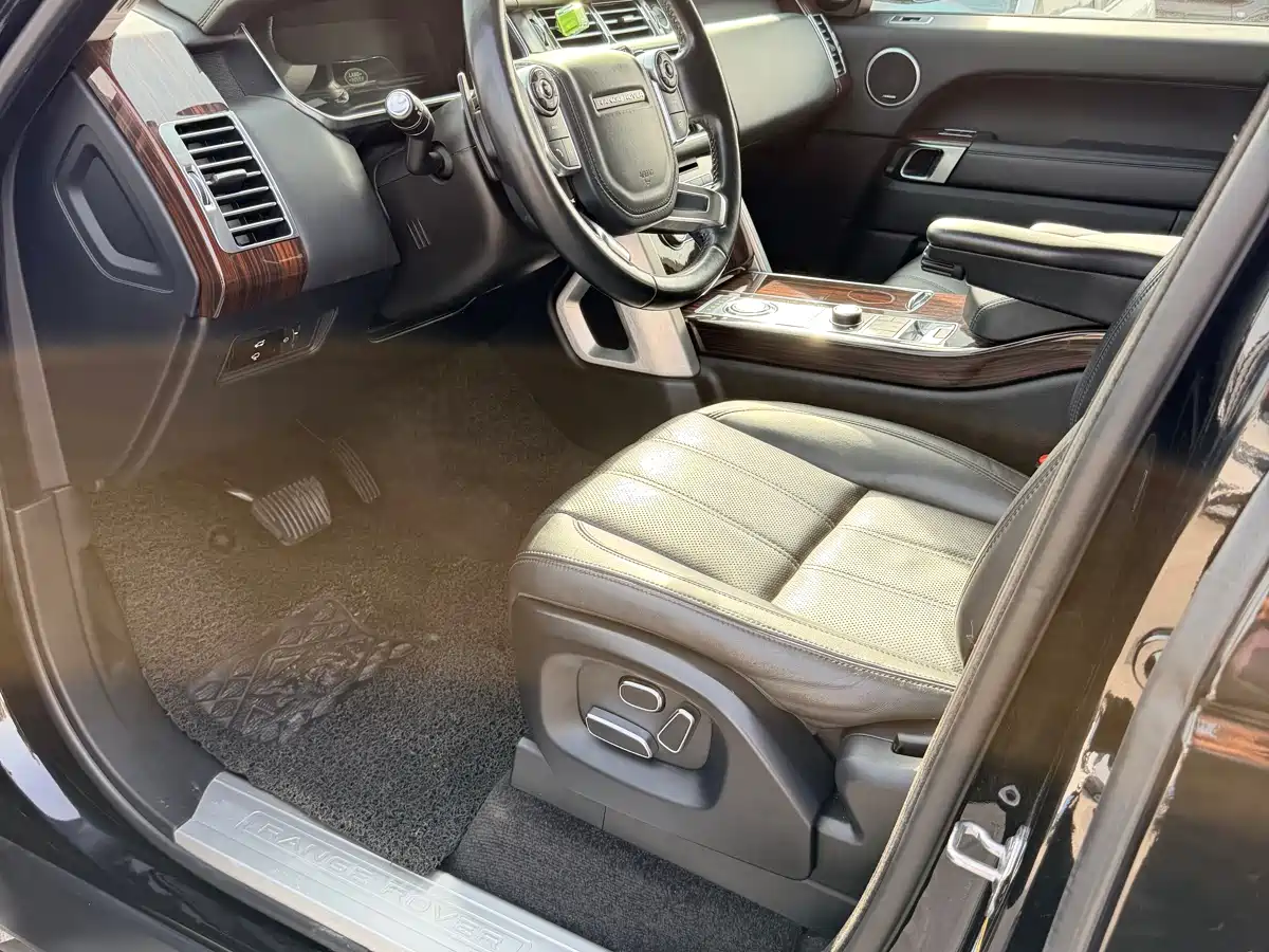 Land Rover Range Rover 2014 3.0 SC V6 Vogue фото 8