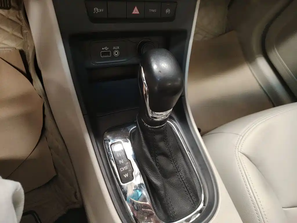 Roewe 360 2016 2015 20T TST Exclusive Edition