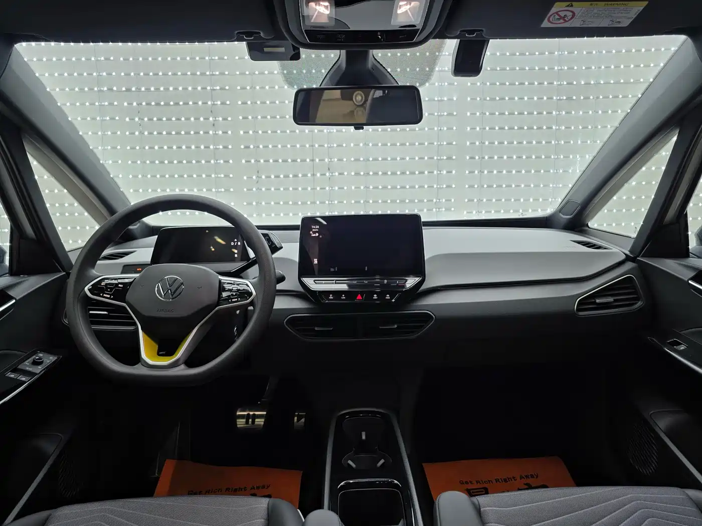Volkswagen ID.3 2023 Pure Smart Edition фото 7
