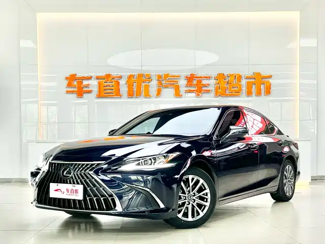 Lexus ES 2022 300h Excellence Edition