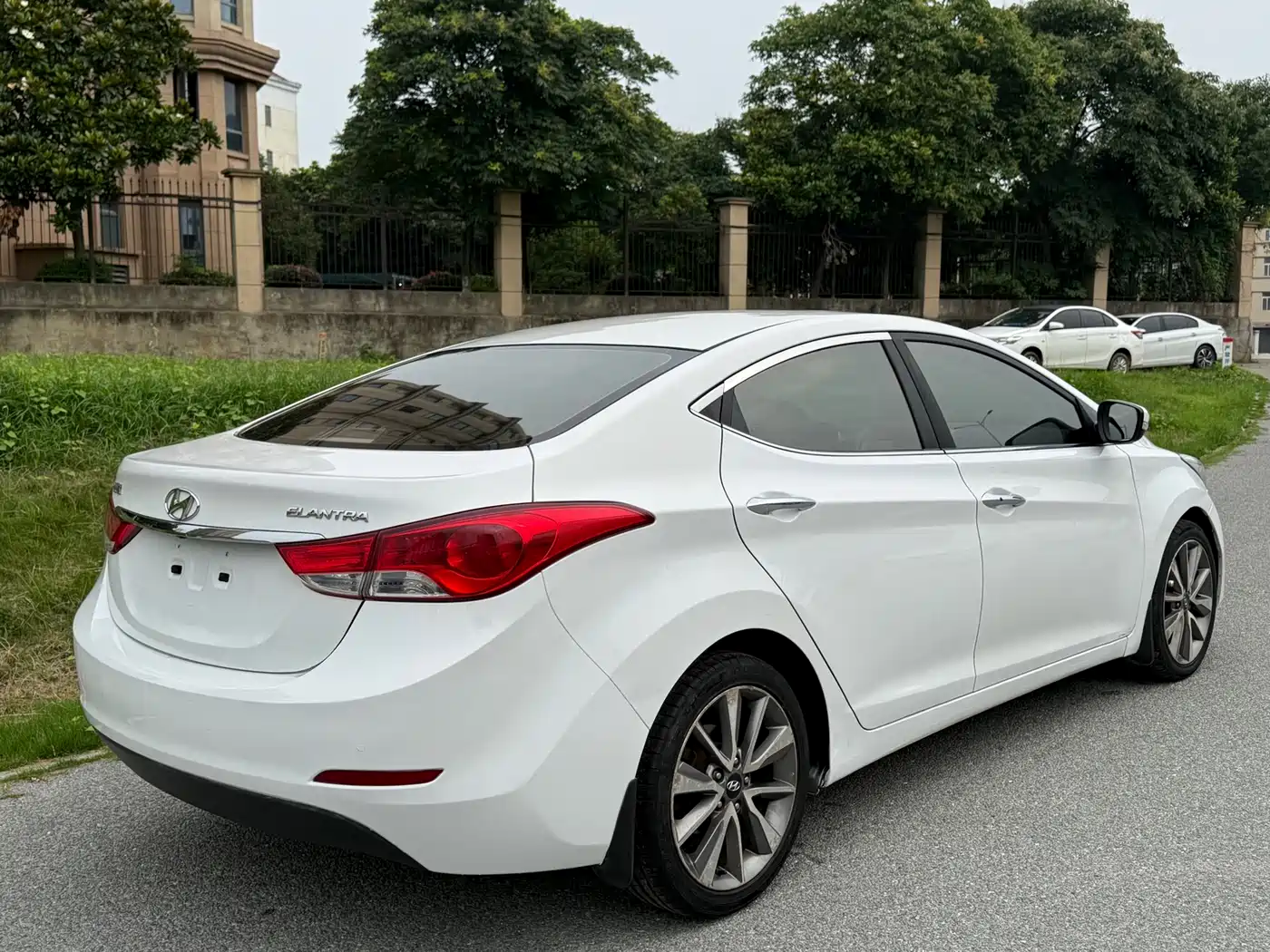 Hyundai Langdong 2015 1.6L Auto Premium фото 3