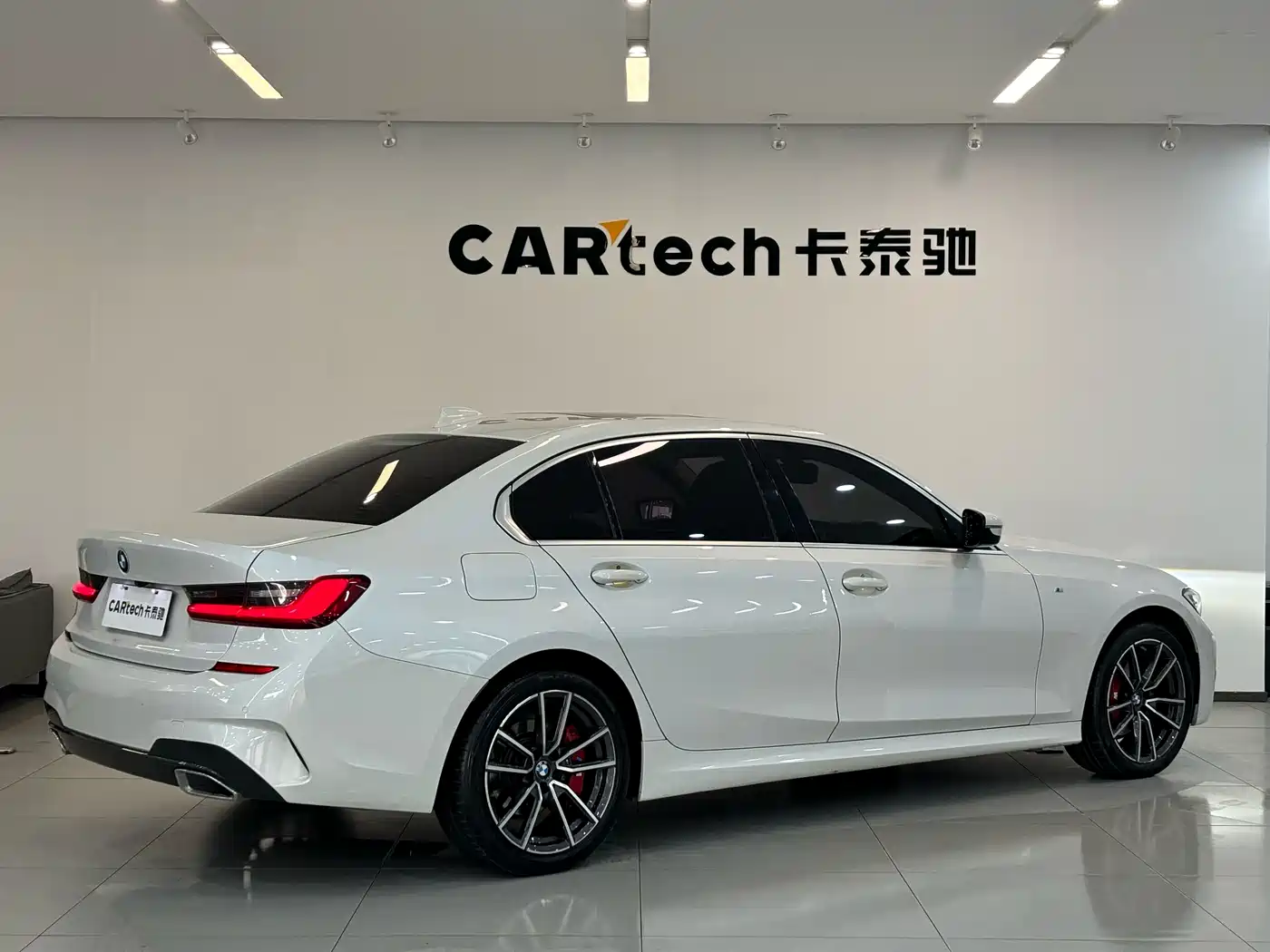 BMW 3 Series 2021 320Li M Sport Package фото 5
