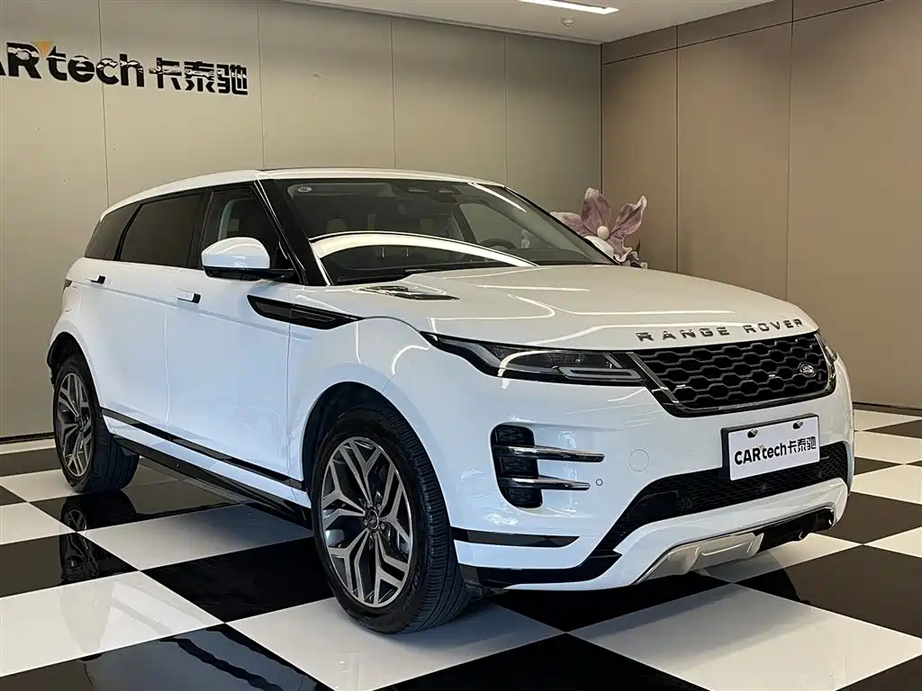 Land Rover Range Rover Evoque 2023 Range Rover Evoque L 249PS Luxury Edition фото 3