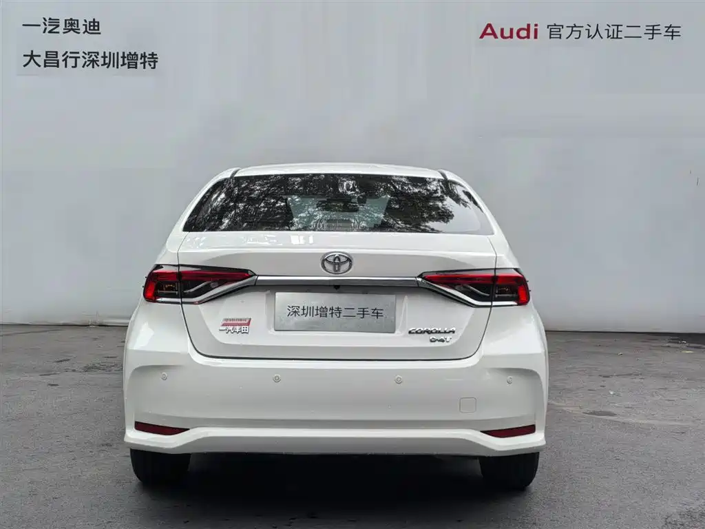 Toyota Corolla 2019 1.2T S-CVT GL Pioneer Edition фото 6