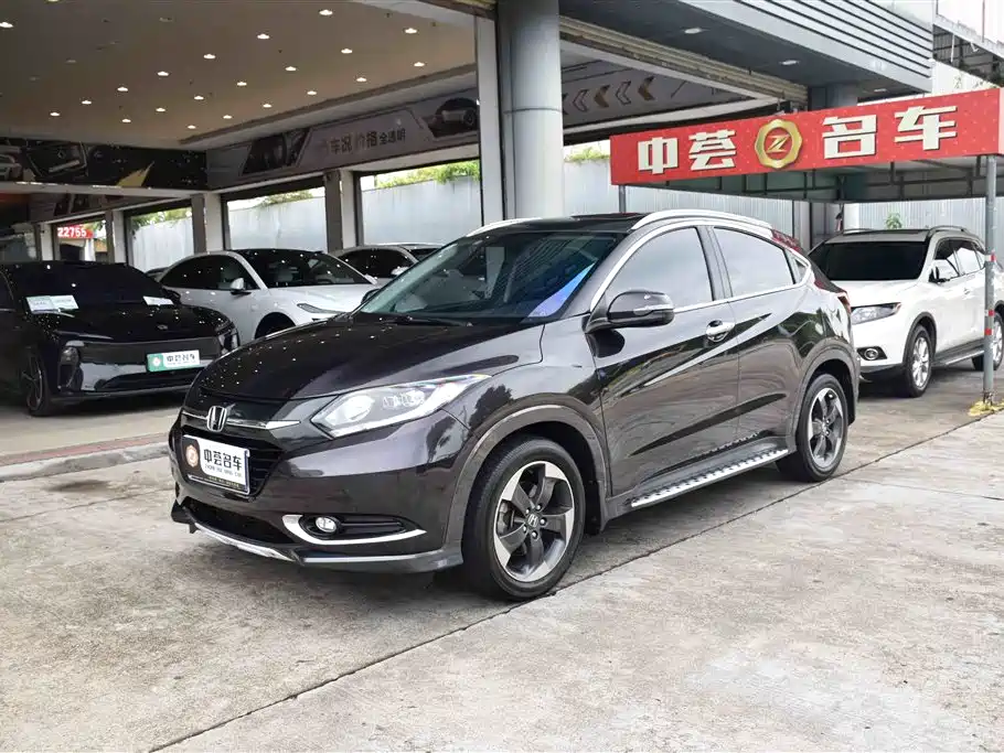 Honda Vezel 2015 2015 1.8L CVT 4WD Flagship Model