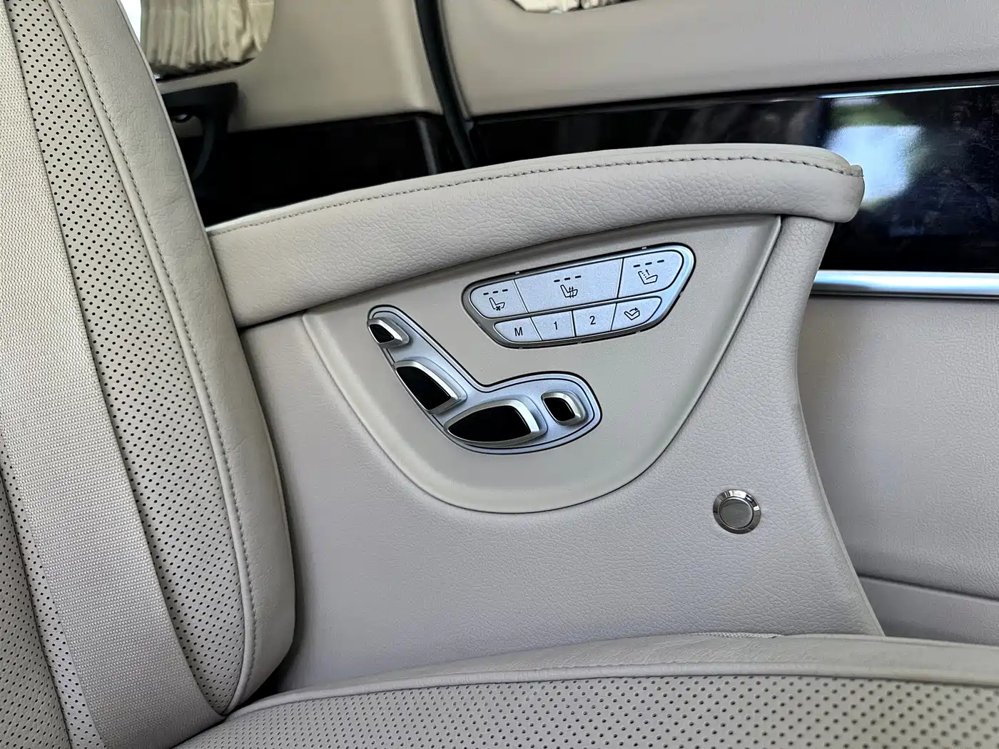 Mercedes-Benz V-Class 2017 2016 V 260 L Premium Long