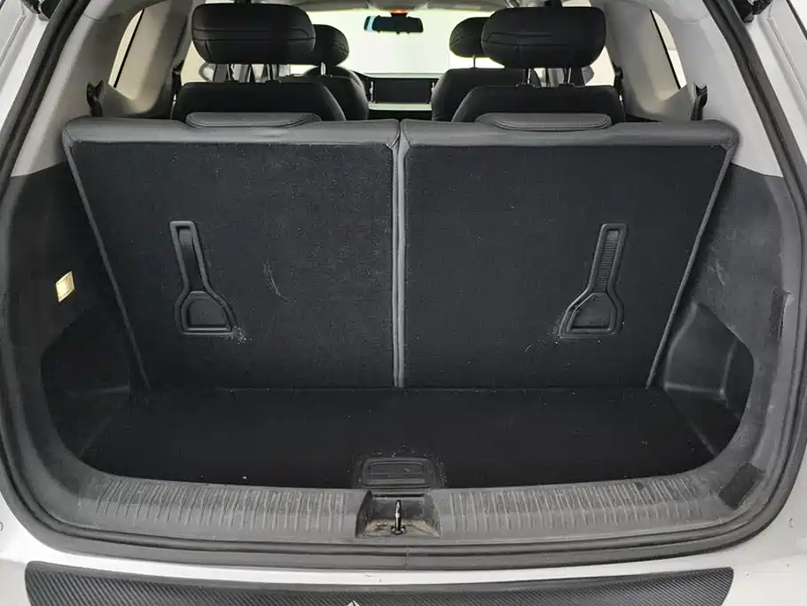 Фото 4 - Baojun RM-5