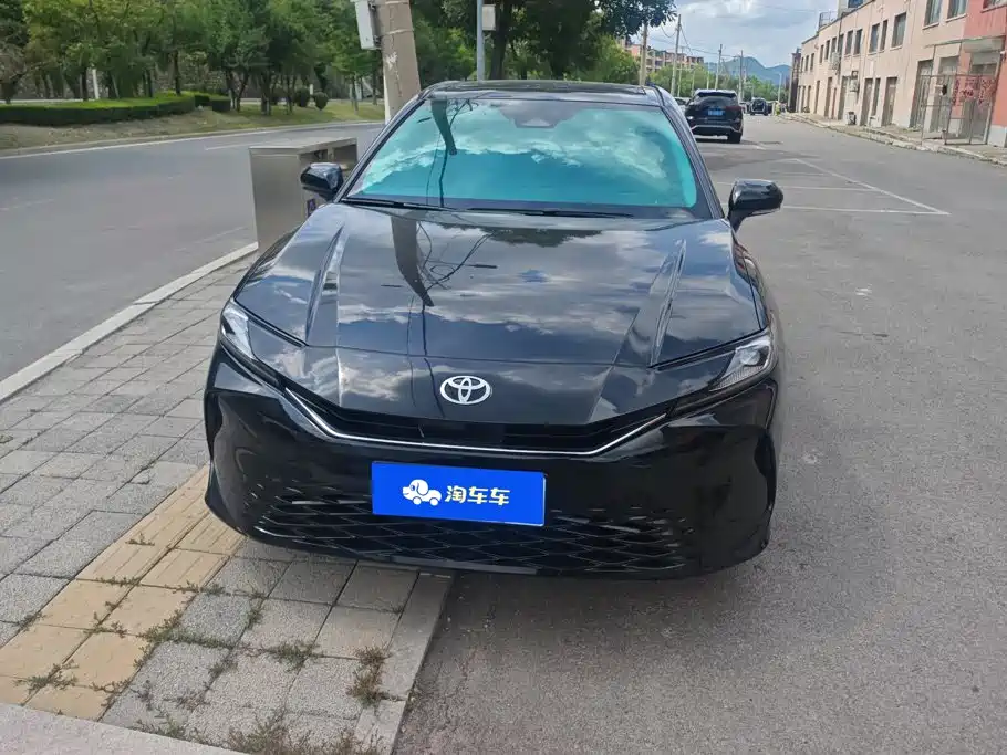 Toyota Camry 2025 2024 2.0E Elite Edition