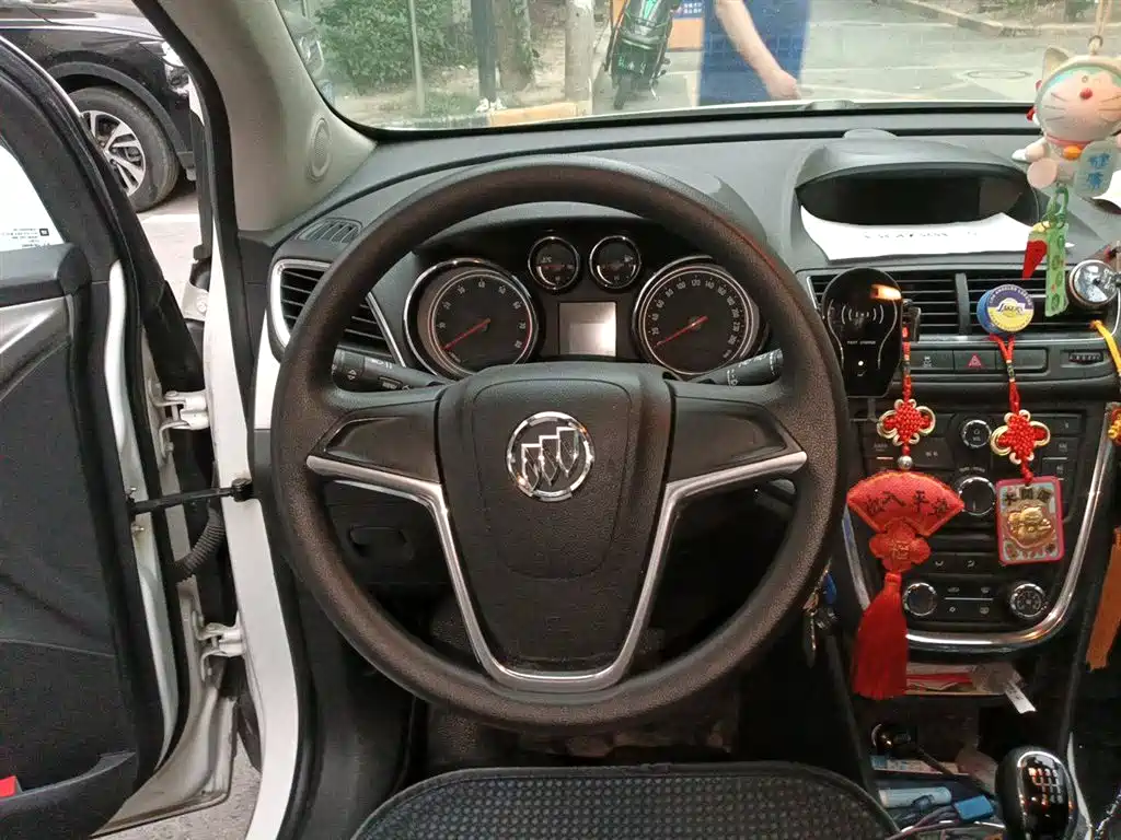Buick Encore 2014 1.4T Manual 2WD Urban Progressive фото 6