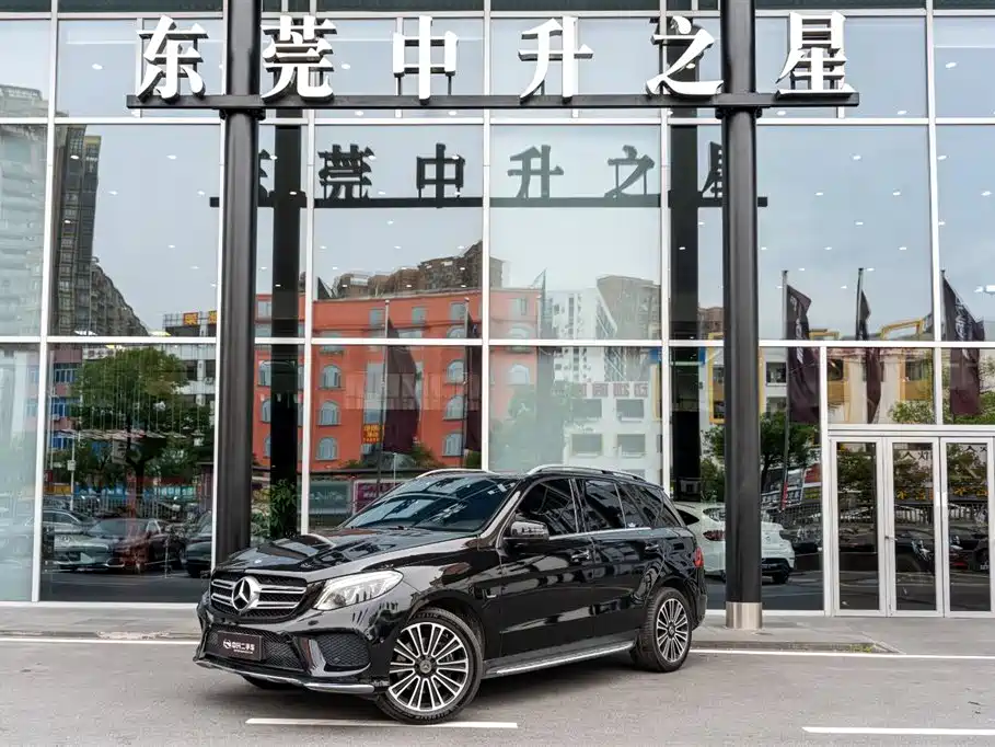 Mercedes-Benz GLE 2018 GLE 400 4MATIC Ultimate Edition