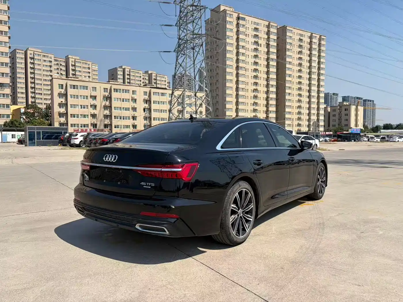 Фото 9 - Audi A6L