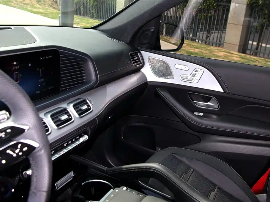 Mercedes-Benz GLE AMG 2024 AMG GLE 53 4MATIC+ фото 6
