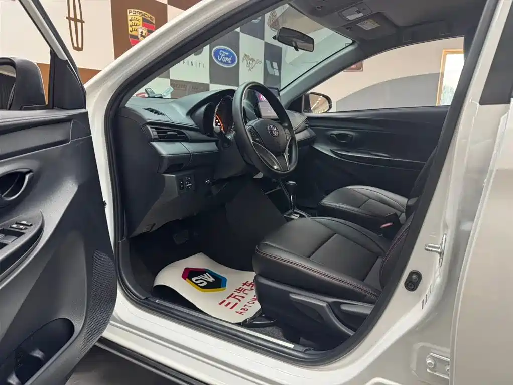 Toyota YARiS L Zhi Xuan 2022 Zhi Xuan X 1.5L CVT Luxury PLUS Edition фото 7