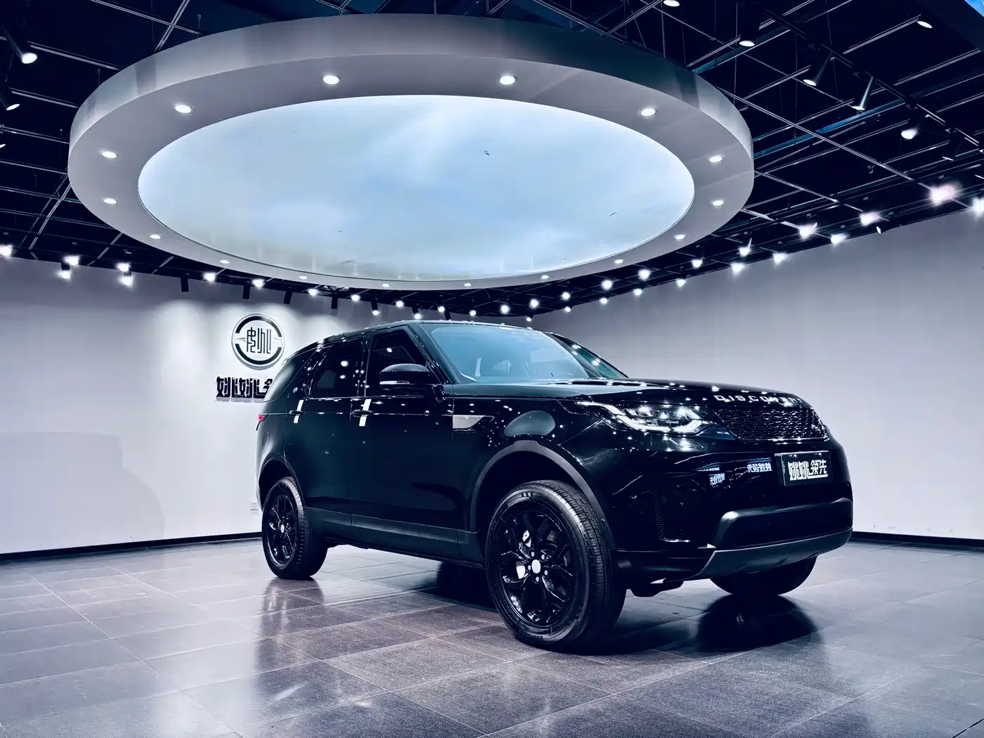 Land Rover Discovery 2019 3.0 SC V6 SE фото 12