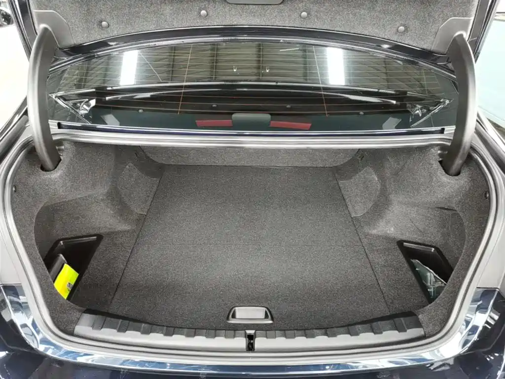 BMW i3 2022 eDrive 35 L фото 19