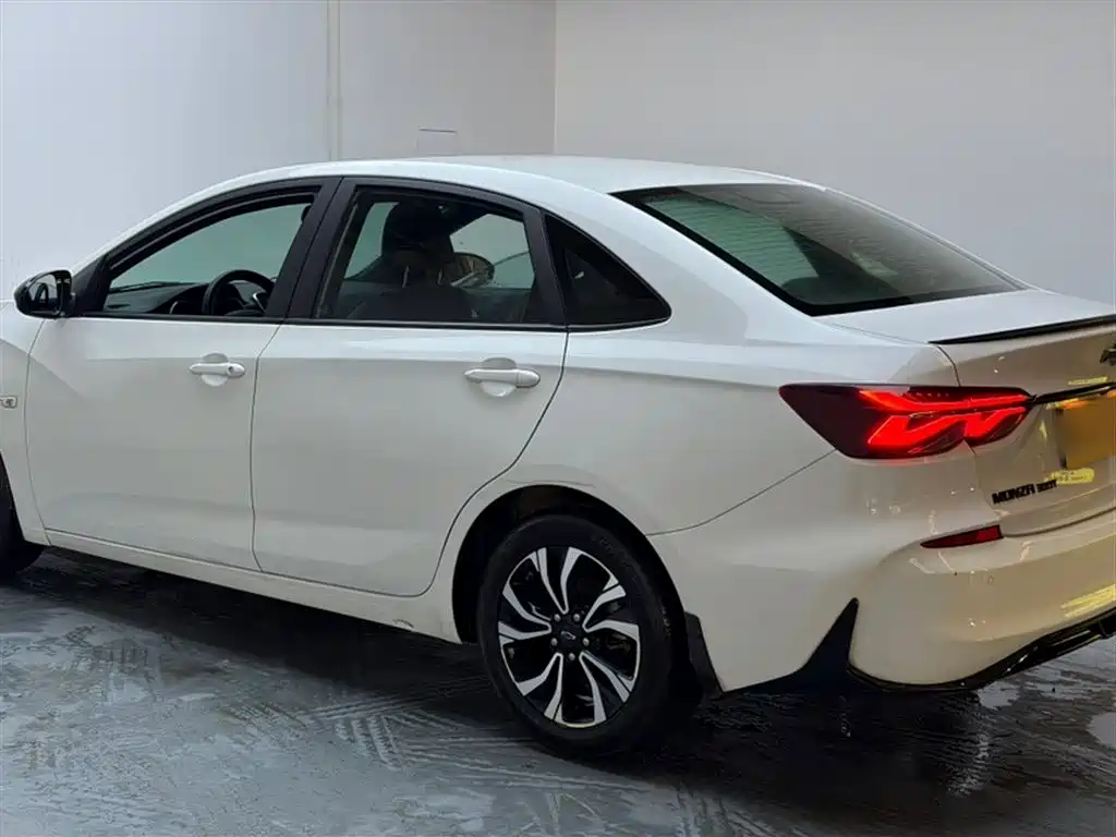 Chevrolet Monza 2020 Mild Hybrid RS 330T Automatic Smooth Edition фото 7