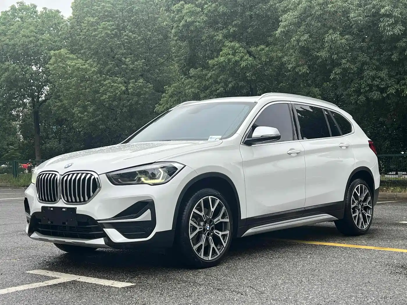 BMW X1 2022 sDrive25Li Leading