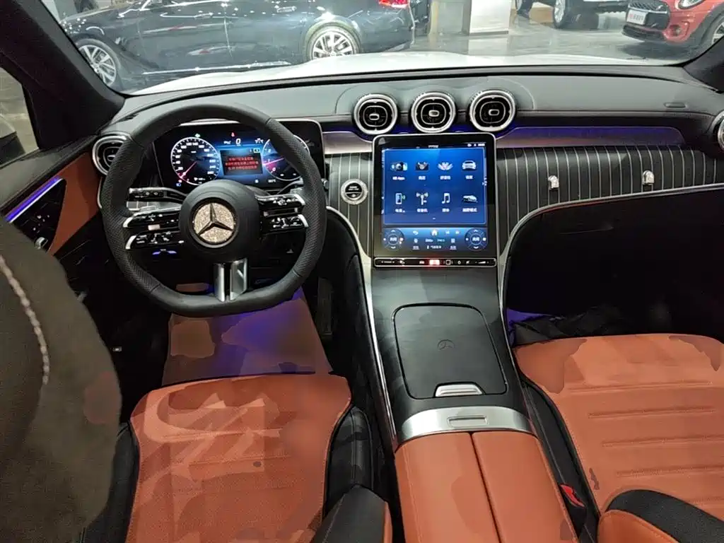 Mercedes-Benz GLC 2023 Facelift GLC 300 L 4MATIC Sport 7-Seater фото 10