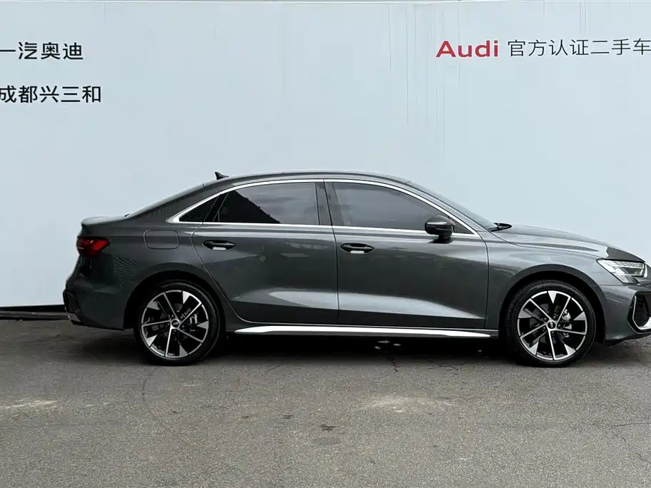 Audi A3 2025 A3L Limousine 35TFSI Flying Premium фото 3