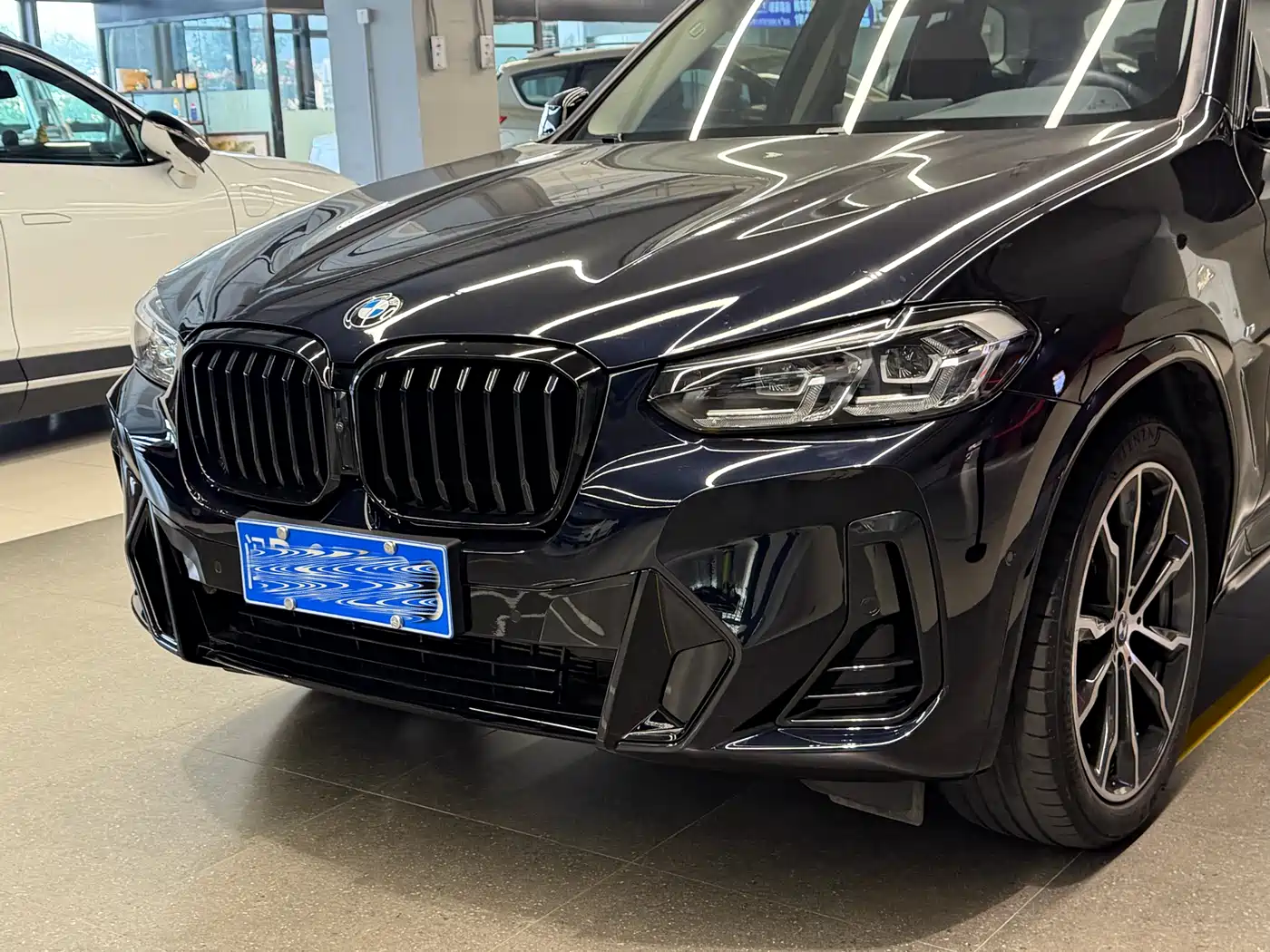 BMW X3 2023 xDrive30i Leading M Night Package фото 3