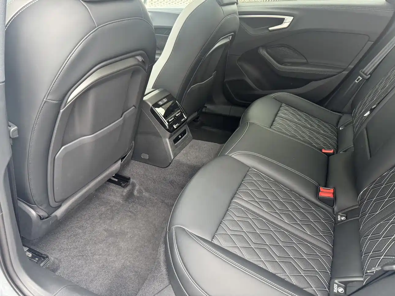 Audi A5L 2025 2.0T Sport Edition Plus фото 15