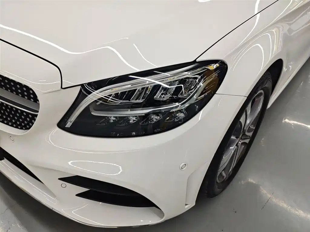 MERCEDES-BENZ CLASS C