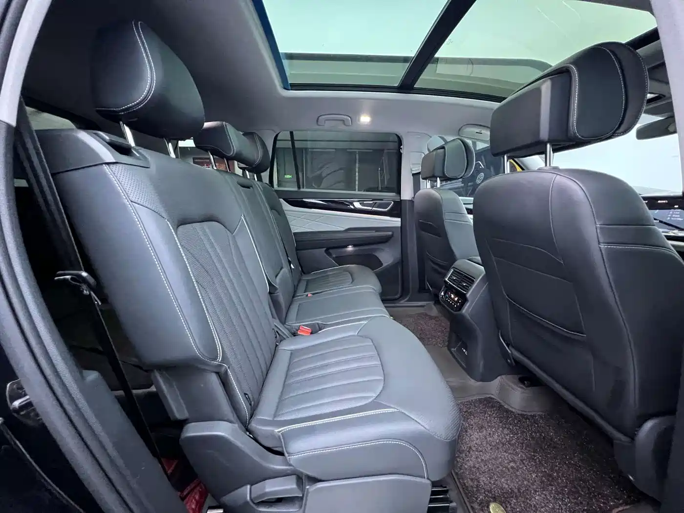 Фото 2 - Volkswagen Teramont