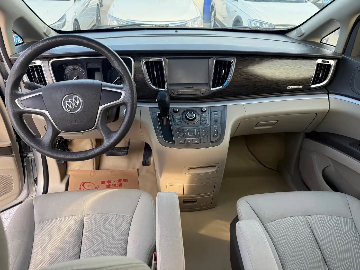 Buick GL8 2013 2.4L CT Luxury Business Comfort Edition фото 9