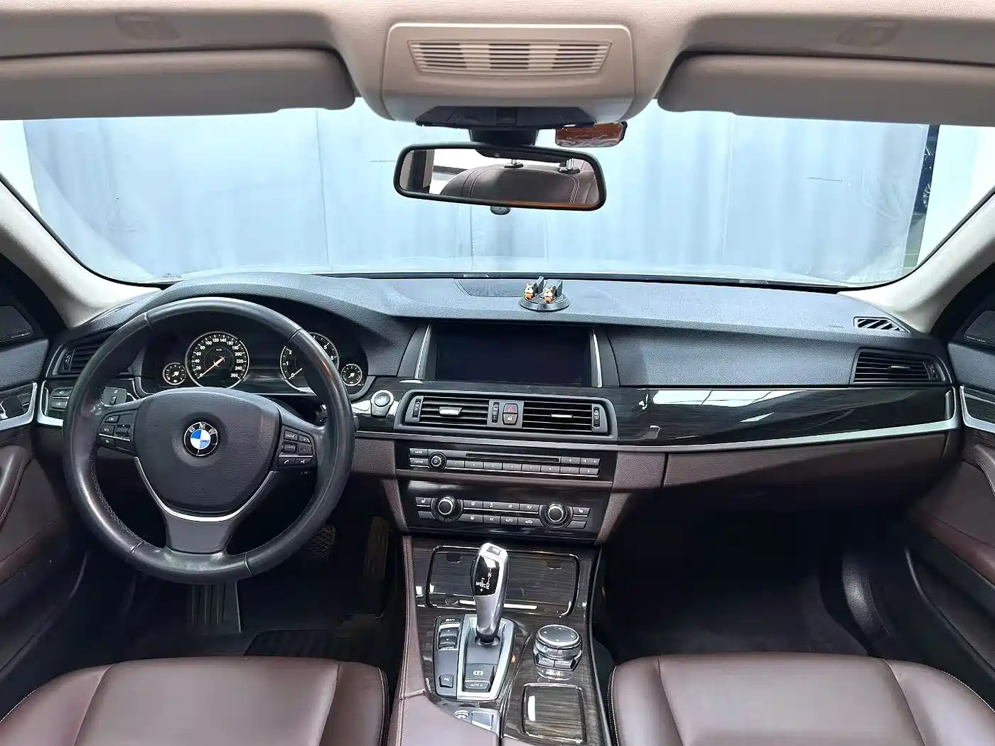 BMW 5 Series 2017 525Li Luxury Design Package фото 7