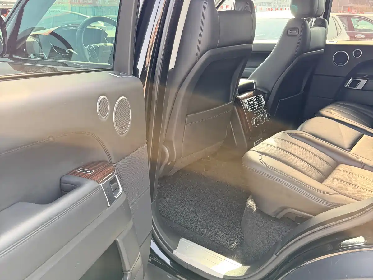 Land Rover Range Rover 2014 3.0 SC V6 Vogue фото 11