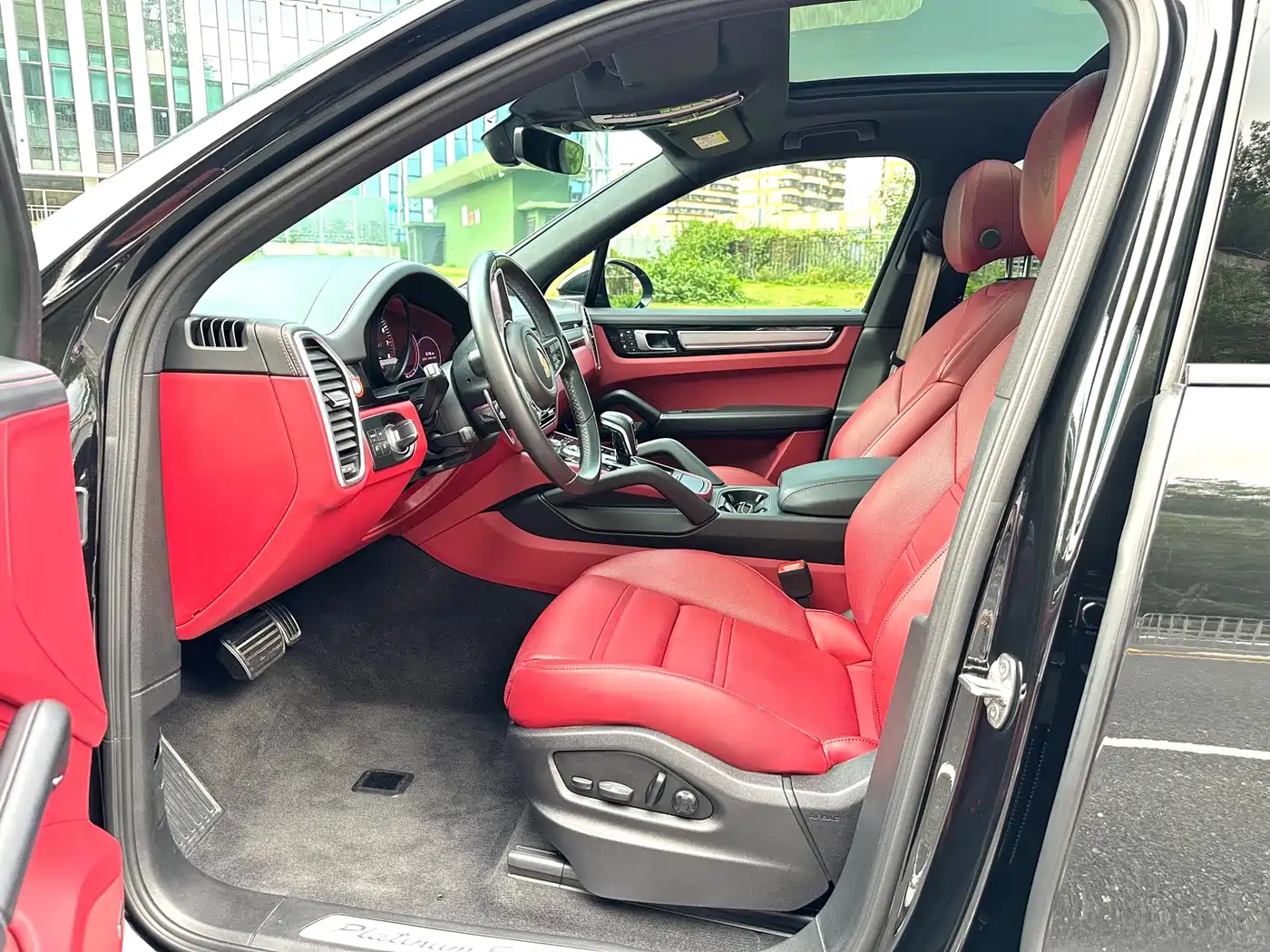 Porsche Cayenne 2023 Cayenne S 2.9T Platinum Edition фото 5