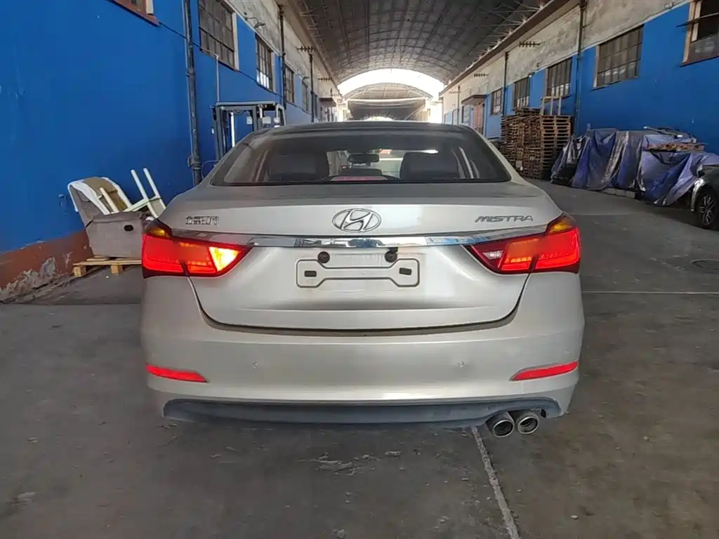 Hyundai Mistra 2014 1.8L Auto Premium DLX фото 6