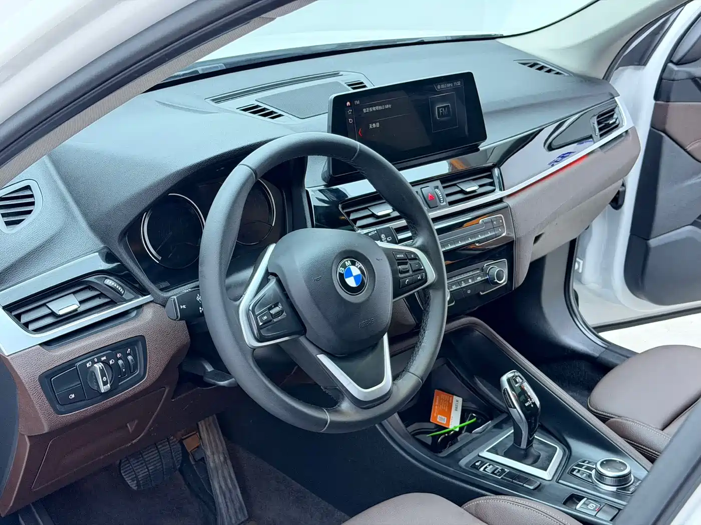 BMW X1 2022 sDrive20Li Fashion фото 6