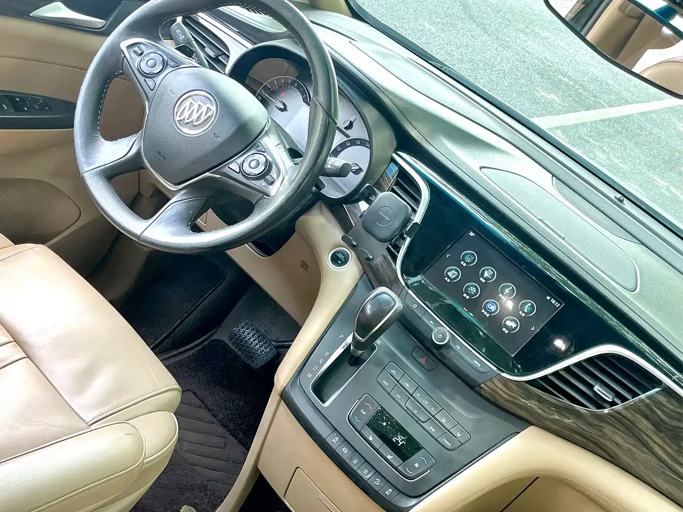 Buick GL8 2017 ES 28T Premium China V фото 12