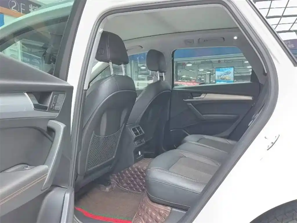 Audi Q5L 2018 40 TFSI Prestige Fashion (China V) фото 6