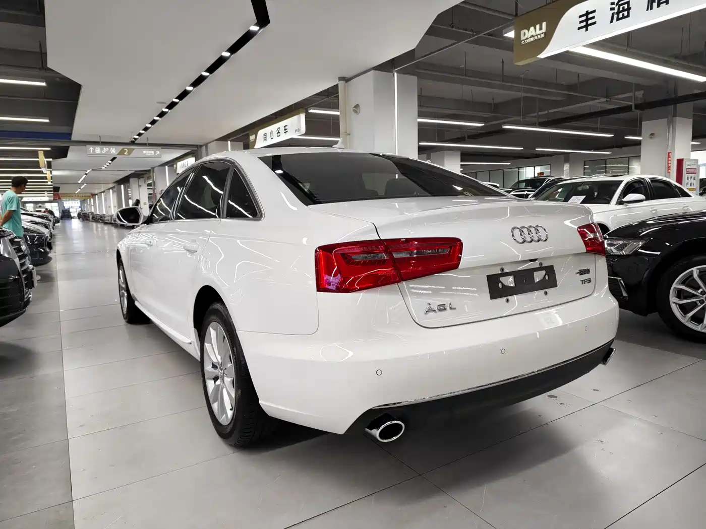 Audi A6L 2014 TFSI Standard фото 13
