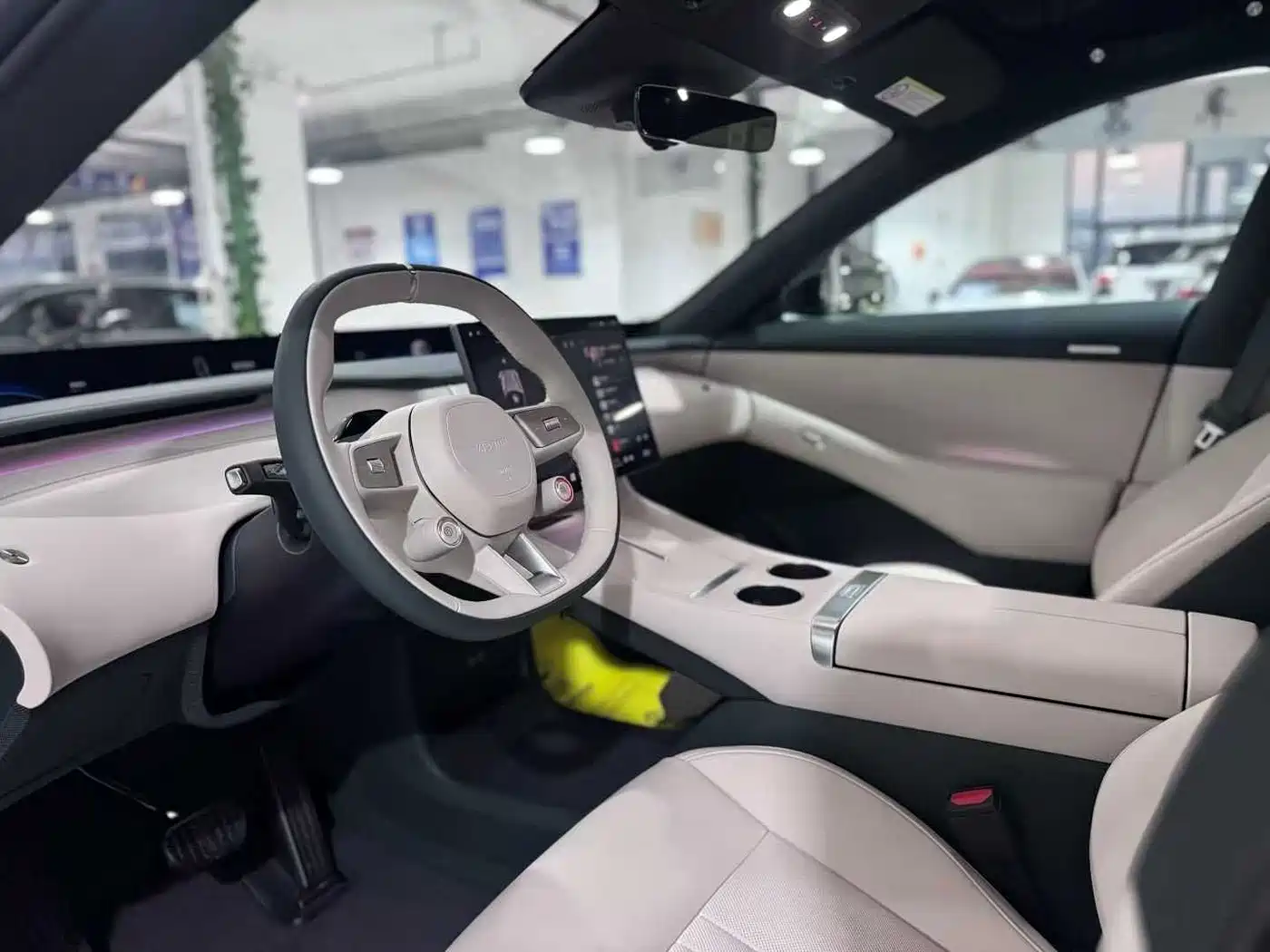 XIAOMI CAR XIAOMI YU7