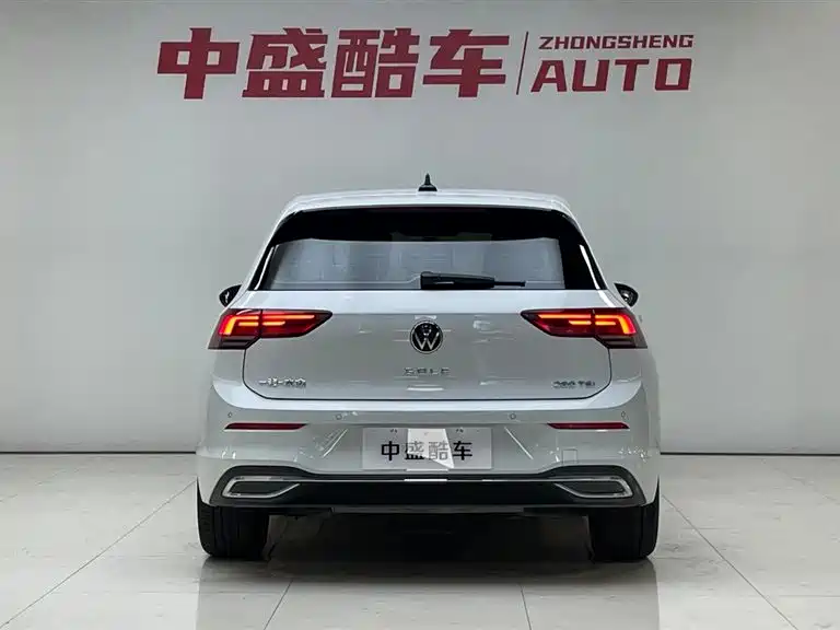 Volkswagen Golf 2023 Facelift 280TSI DSG Pro фото 7