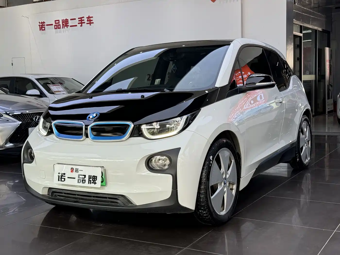 BMW I3