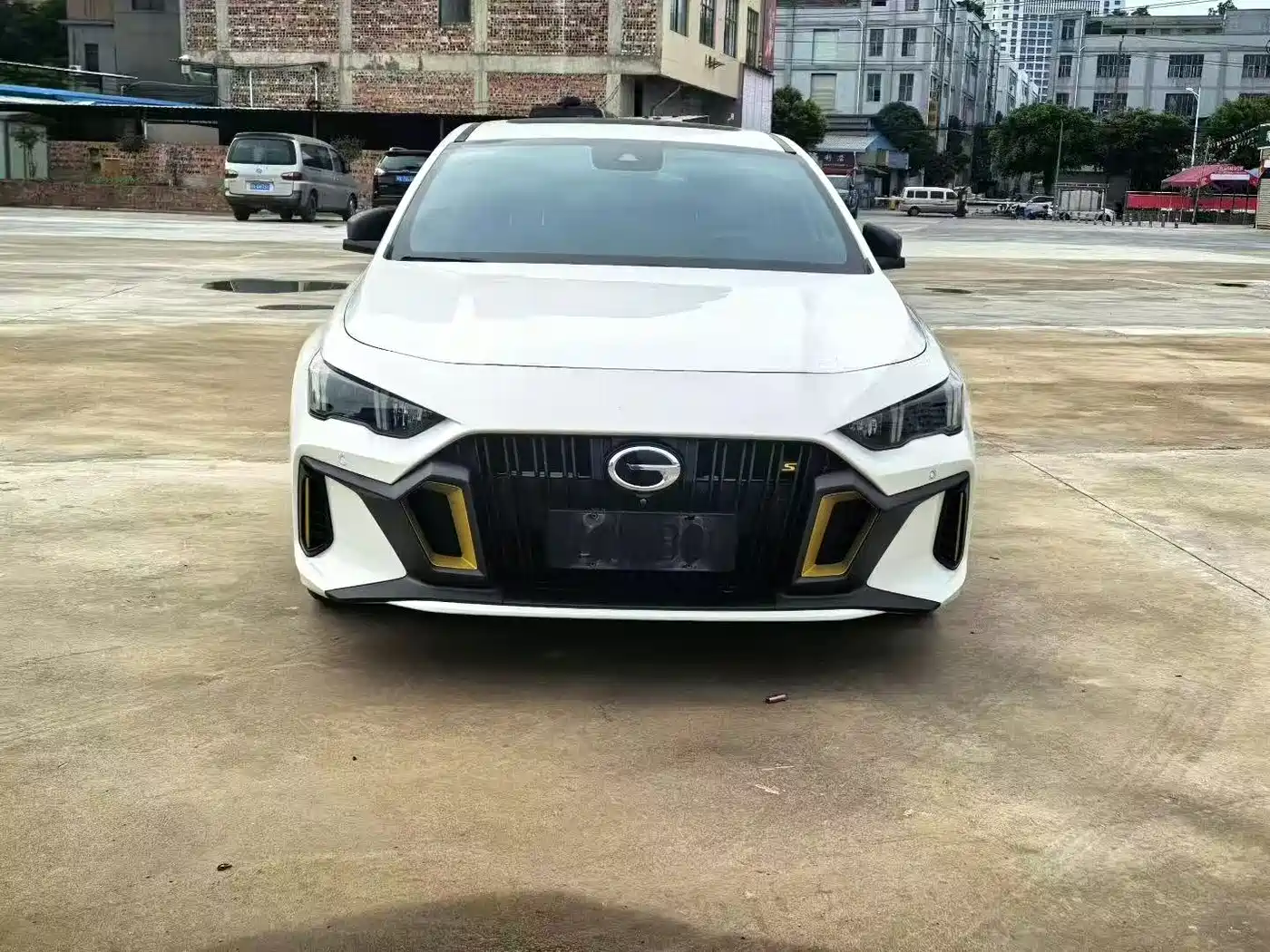 GAC Trumpchi Trumpchi Emkoo 2021 270T DCT J16 Edition фото 2