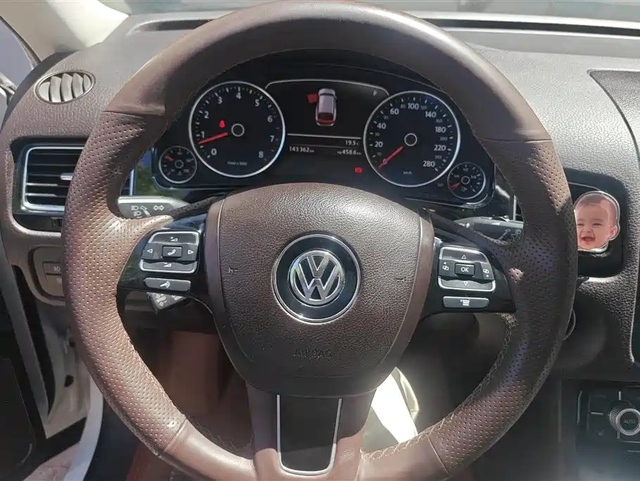 Volkswagen Touareg 2016 3.0TSI Glamour Edition фото 15