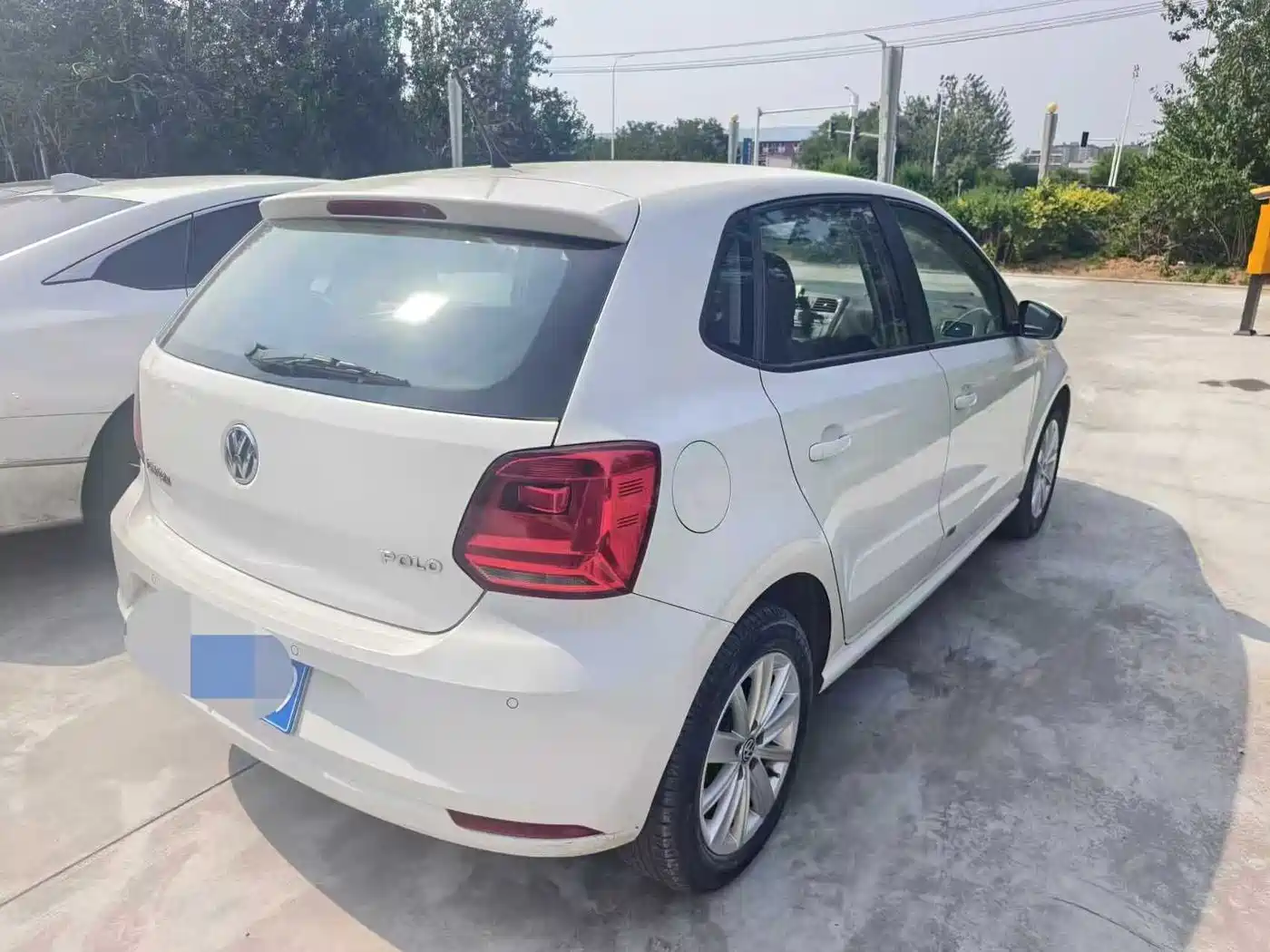 Volkswagen Polo 2014 1.4L Manual Comfort Edition фото 8